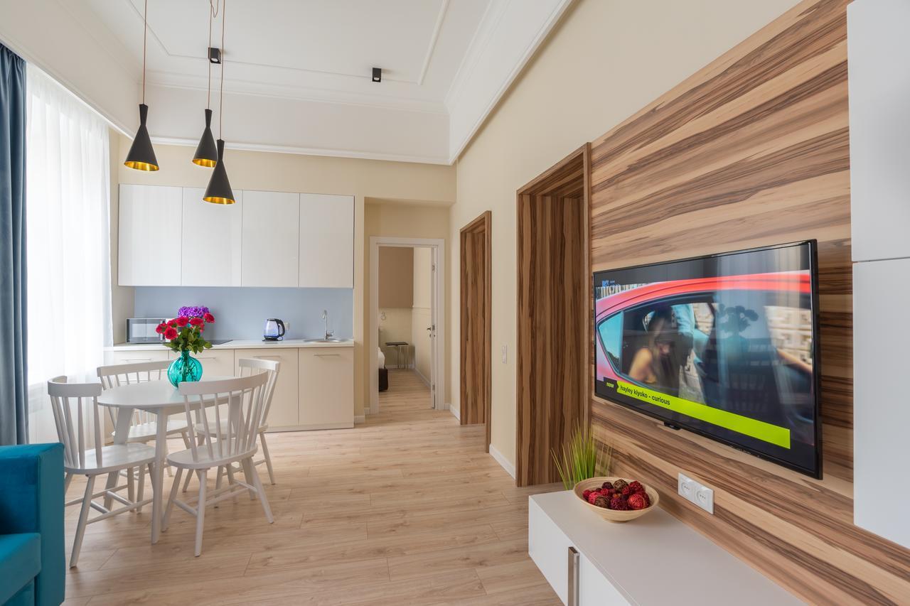 18 Sofievskaya Apartments Киев Экстерьер фото