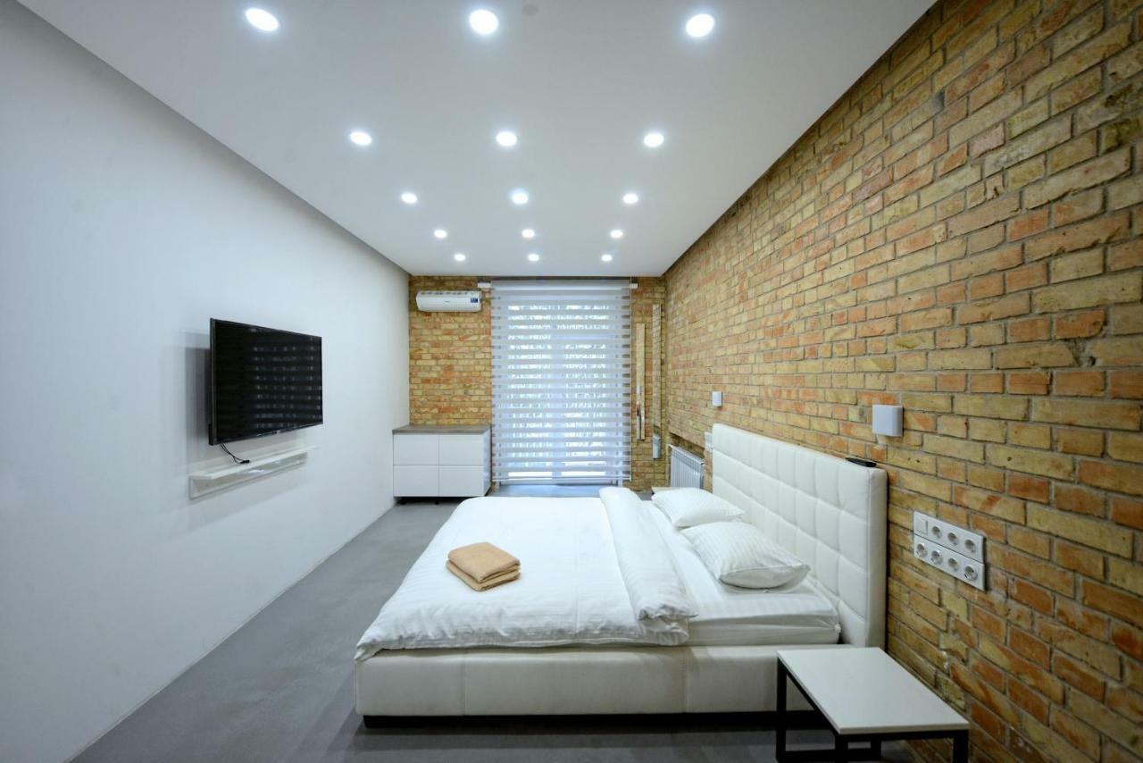 18 Sofievskaya Apartments Киев Экстерьер фото