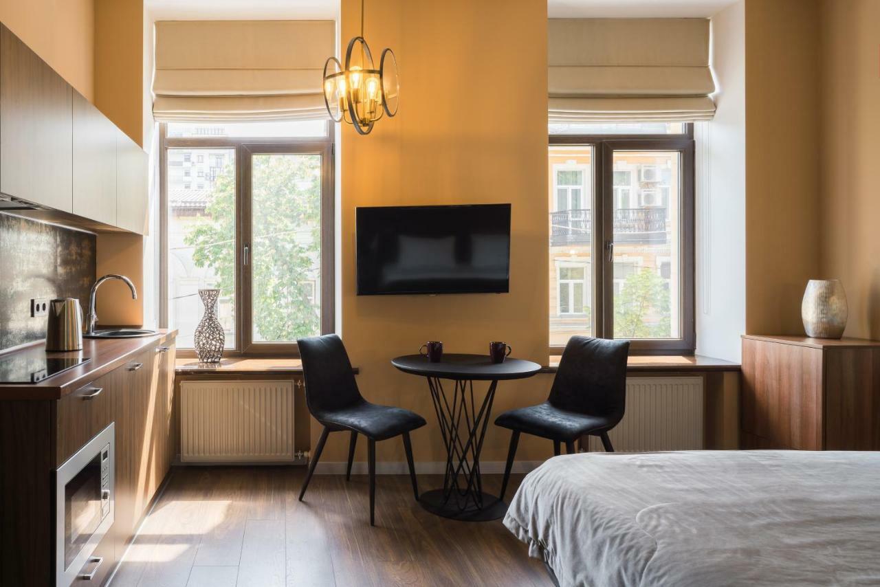 18 Sofievskaya Apartments Киев Экстерьер фото