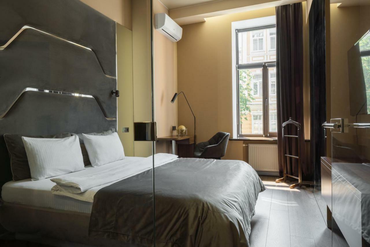 18 Sofievskaya Apartments Киев Экстерьер фото